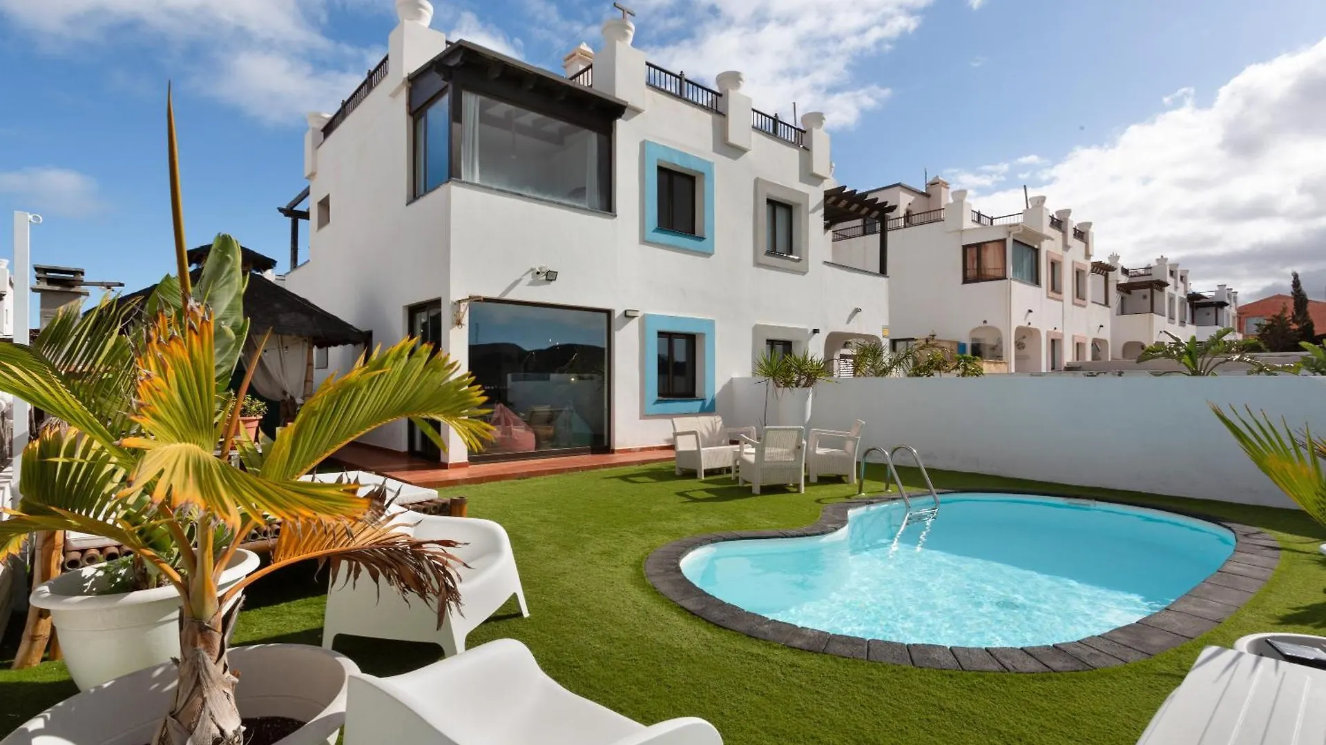 La Casa Del Volcano Corralejo Pool